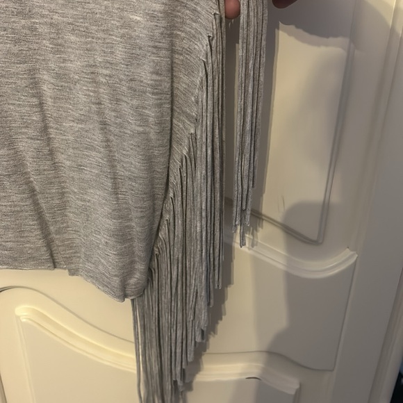 Gray Fringe Tank Top Women’s Size Small - Picture 3 of 6